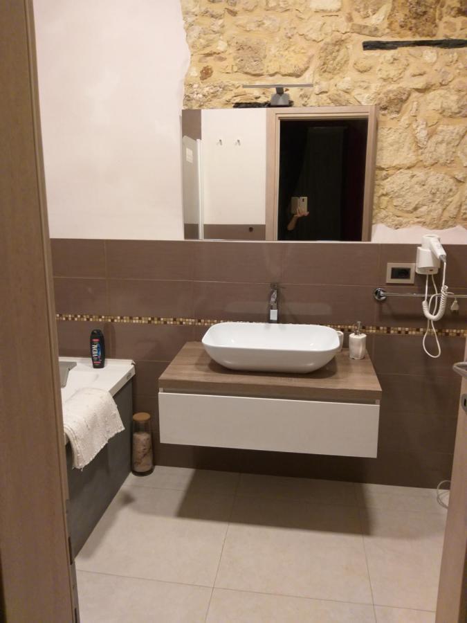 Al Castello Appartement Cagliari Buitenkant foto