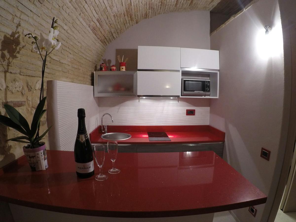 Al Castello Appartement Cagliari Buitenkant foto